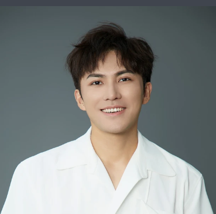 李耕耘头像